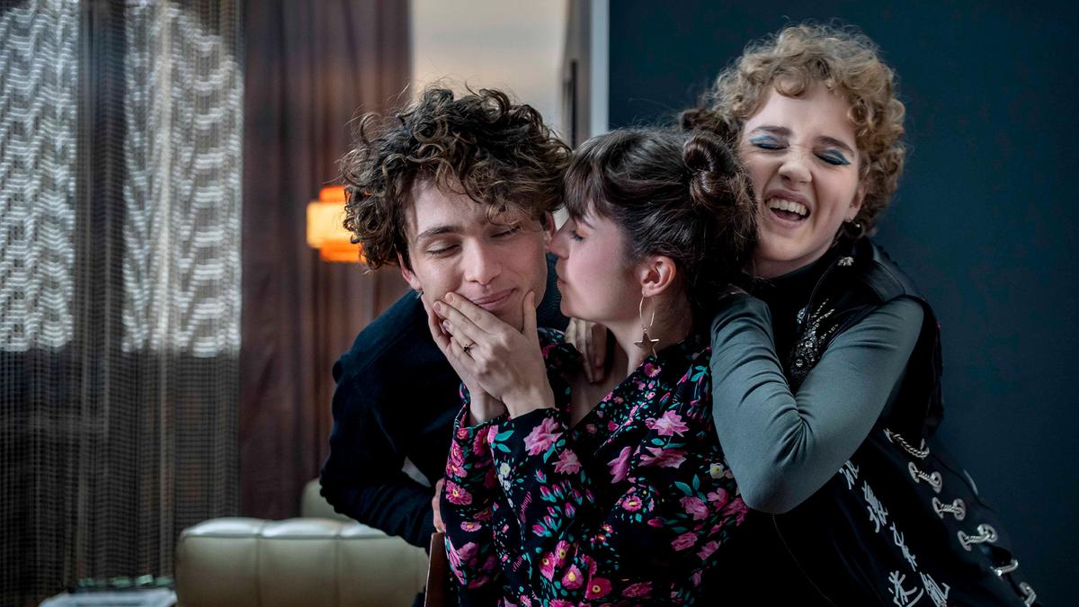 Parents vs Influencers Parents vs Influencers