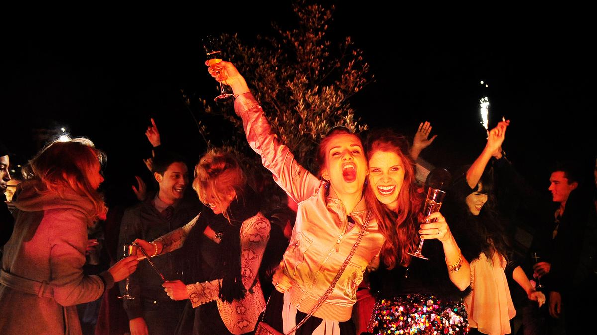 The Girl With Nine Wigs The Girl With Nine Wigs